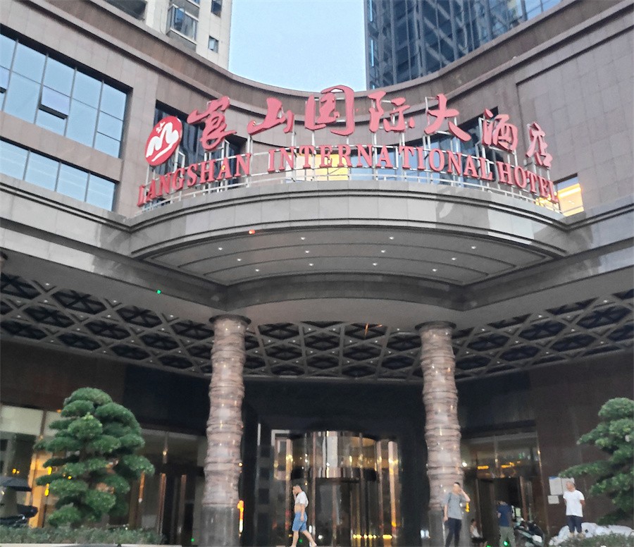 酒店1.jpg